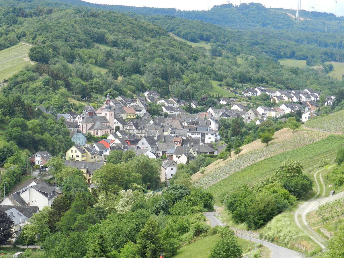 Hotel Weingut Stassen Oberheimbach Esterno foto