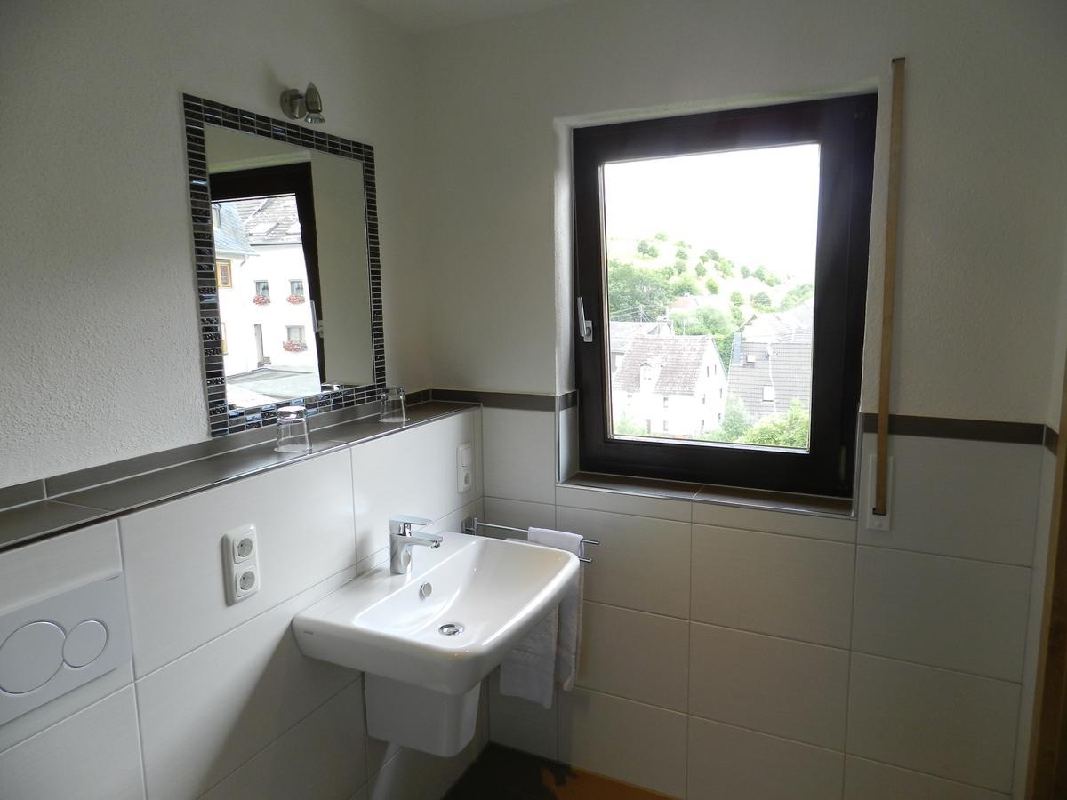 Hotel Weingut Stassen Oberheimbach Esterno foto