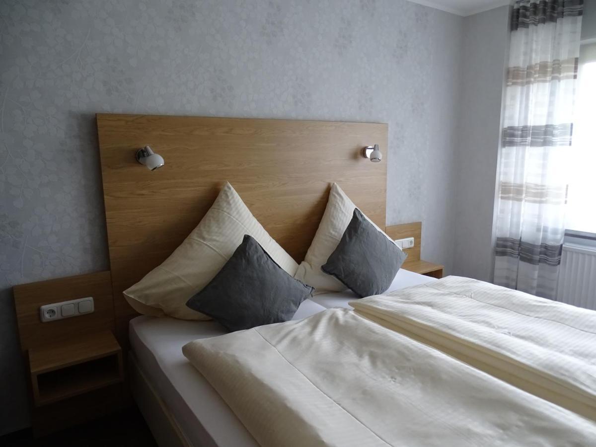 Hotel Weingut Stassen Oberheimbach Esterno foto